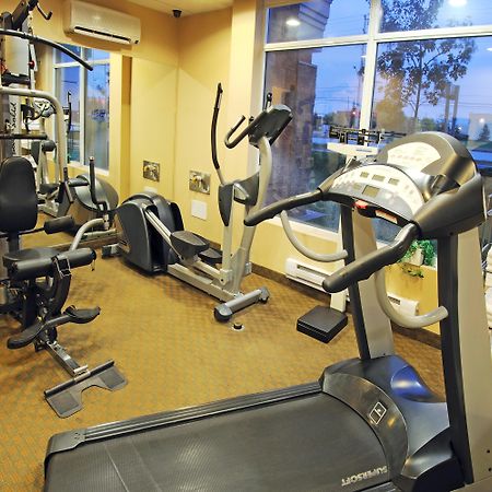 Holiday Inn Express Brampton By Ihg Kültér fotó