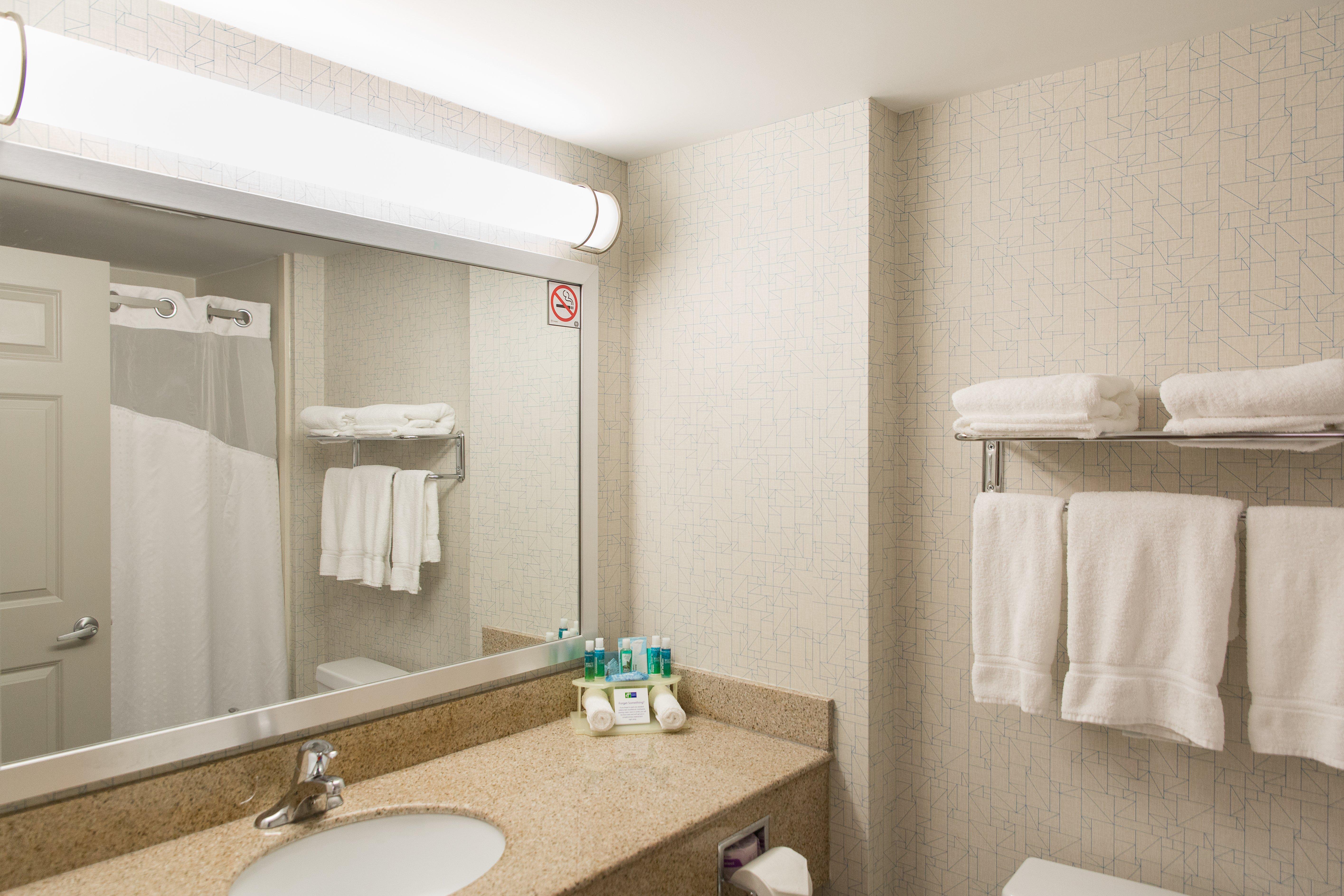 Holiday Inn Express Brampton By Ihg Kültér fotó